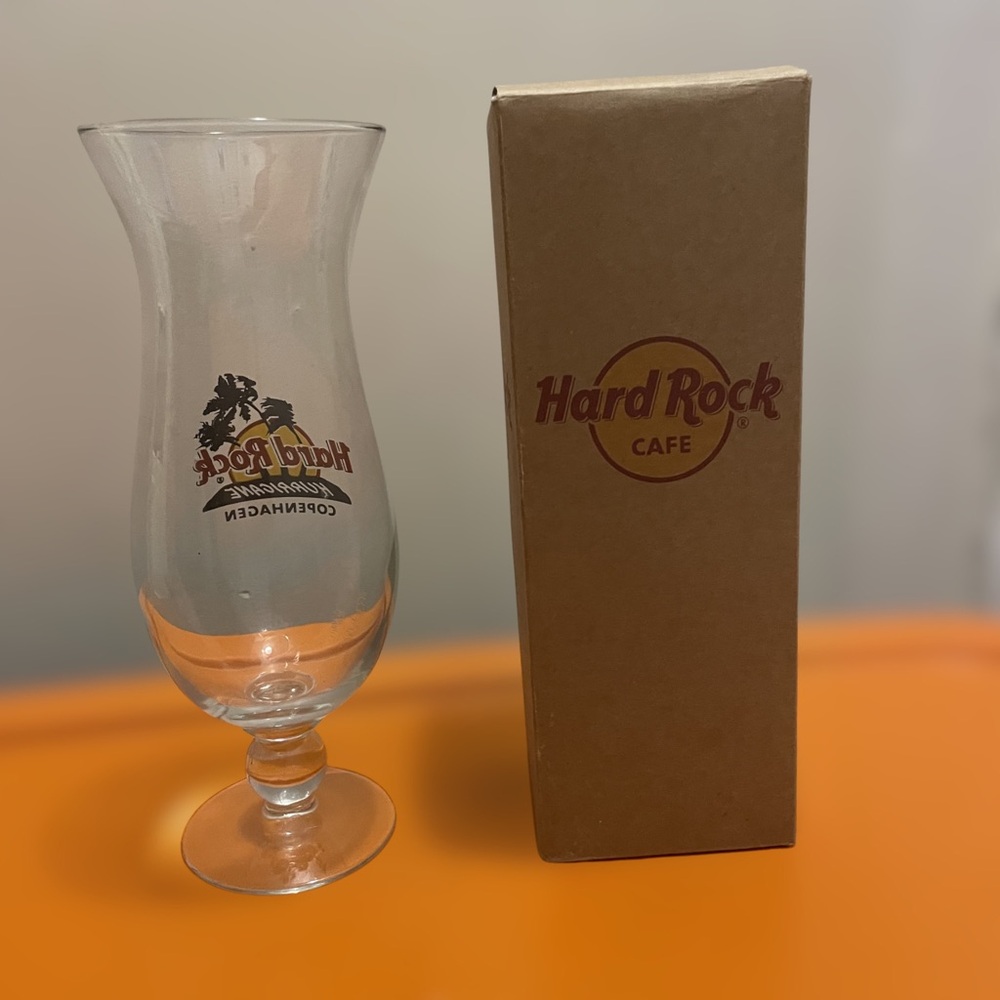 HARD ROCK CAFE Copenhagen Vintage 9.5" Hurricane Glass Original Box Excellent - Picture 3 of 5